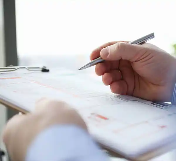 stormschade contra expert