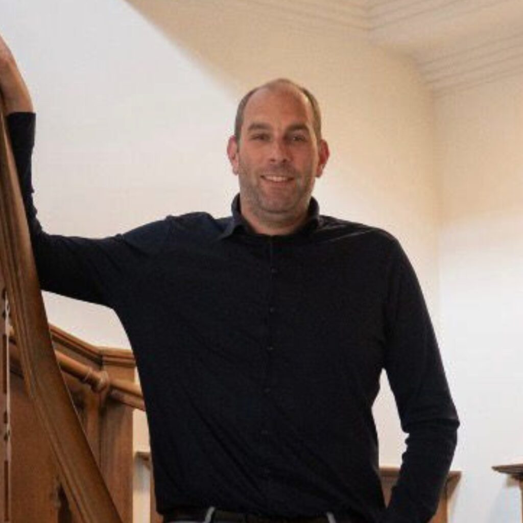 Jan van Asperen - Over Schade Experts